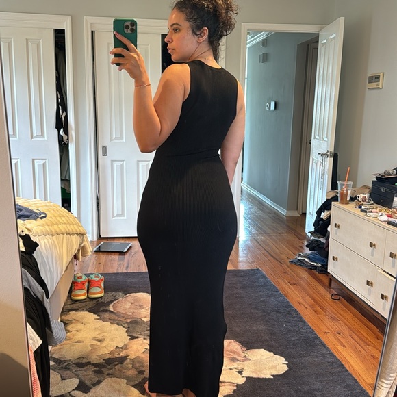 SIR the Label Ribbed Cutout dress - Picture 5 of 5